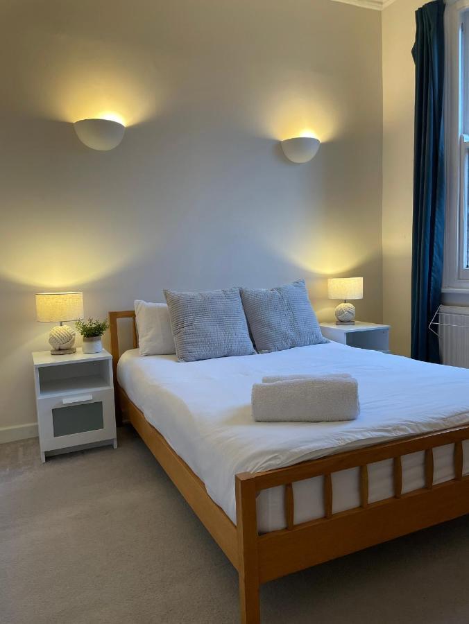 Spacious 2 Bedroom Apartment With Garden Cambridge  Kültér fotó